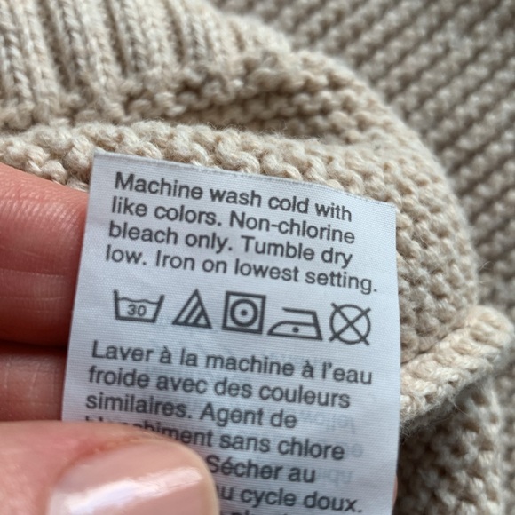 J crew oatmeal turtleneck sweater size large cotton/poly/ merino wool blend - Picture 6 of 8